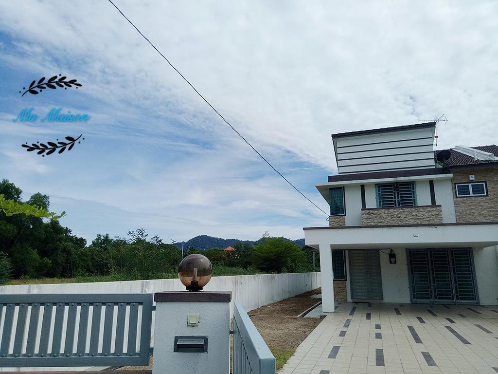 Sri Manjung Ma Maison Homestay Lumut Dış mekan fotoğraf